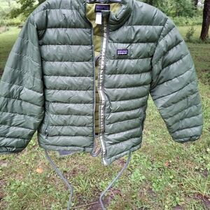 Green, kids Patagonia jacket